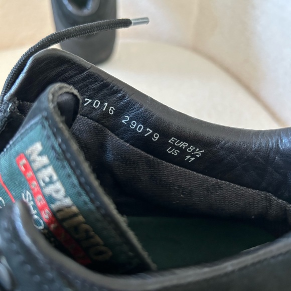 Mephisto Gore-Tex Hiking Boots - Picture 8 of 10